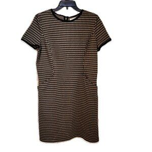 Max Studio Shift Dress. Short Sleeves - Size Large